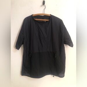 On Cloud Breaker T Shirt XL Black Short Sleeve Pockets Pullover Running